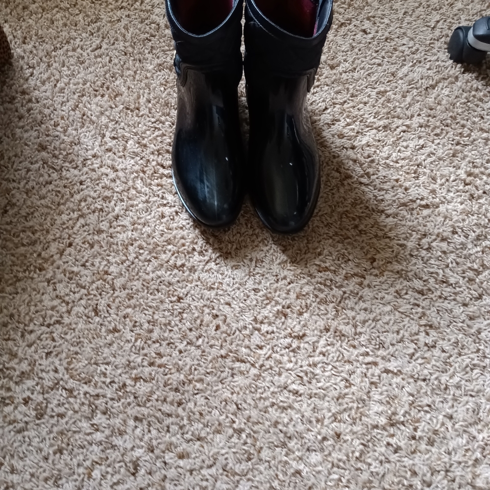Rain boots